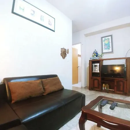 Residencial Puerto Marino, Calle Las Palmas, Lote 16, Mz 101 Villa
